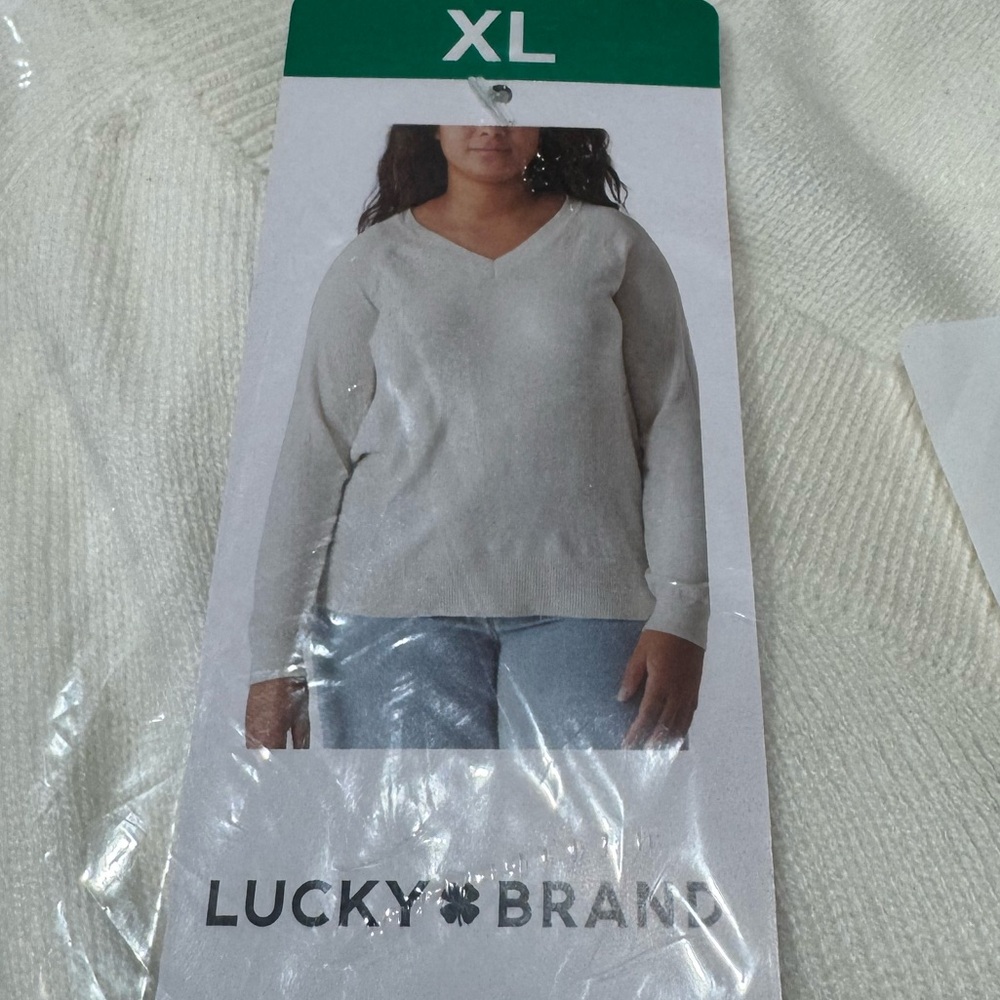 NWT Lucky Brand Cream V-neck sweater XL